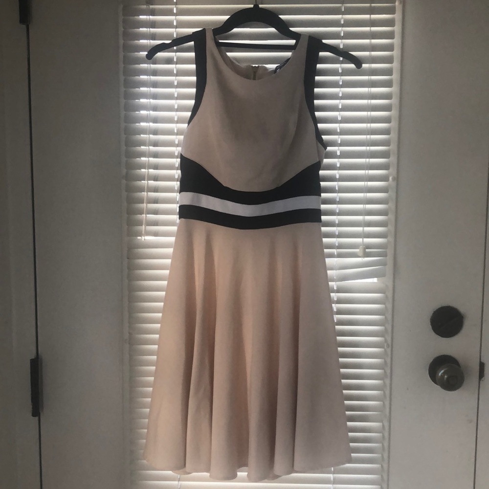 XOXO size 0 cream and black Spring dress